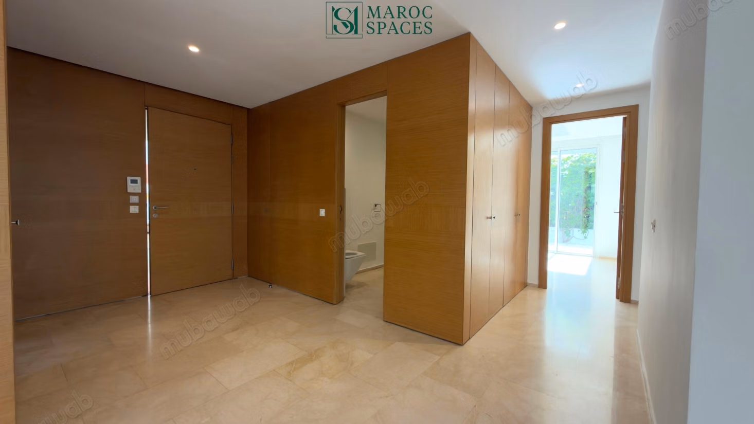 Appartement 3 chambres à louer avec jardin 200m²