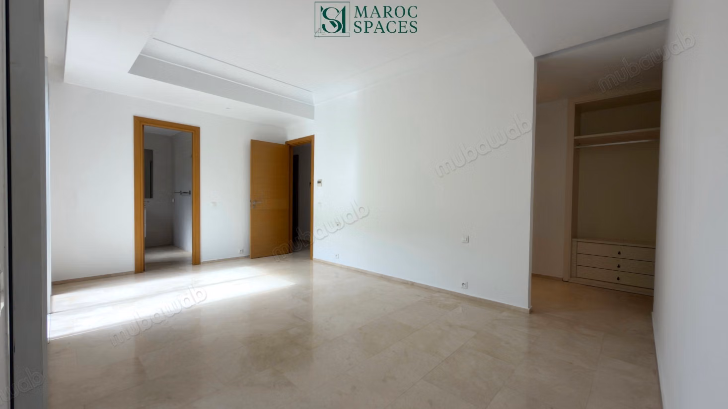 Appartement 3 chambres à louer avec jardin 200m²