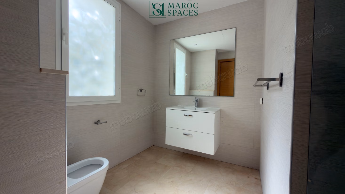 Appartement 3 chambres à louer avec jardin 200m²
