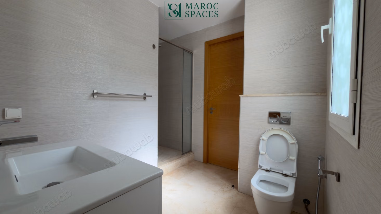 Appartement 3 chambres à louer avec jardin 200m²