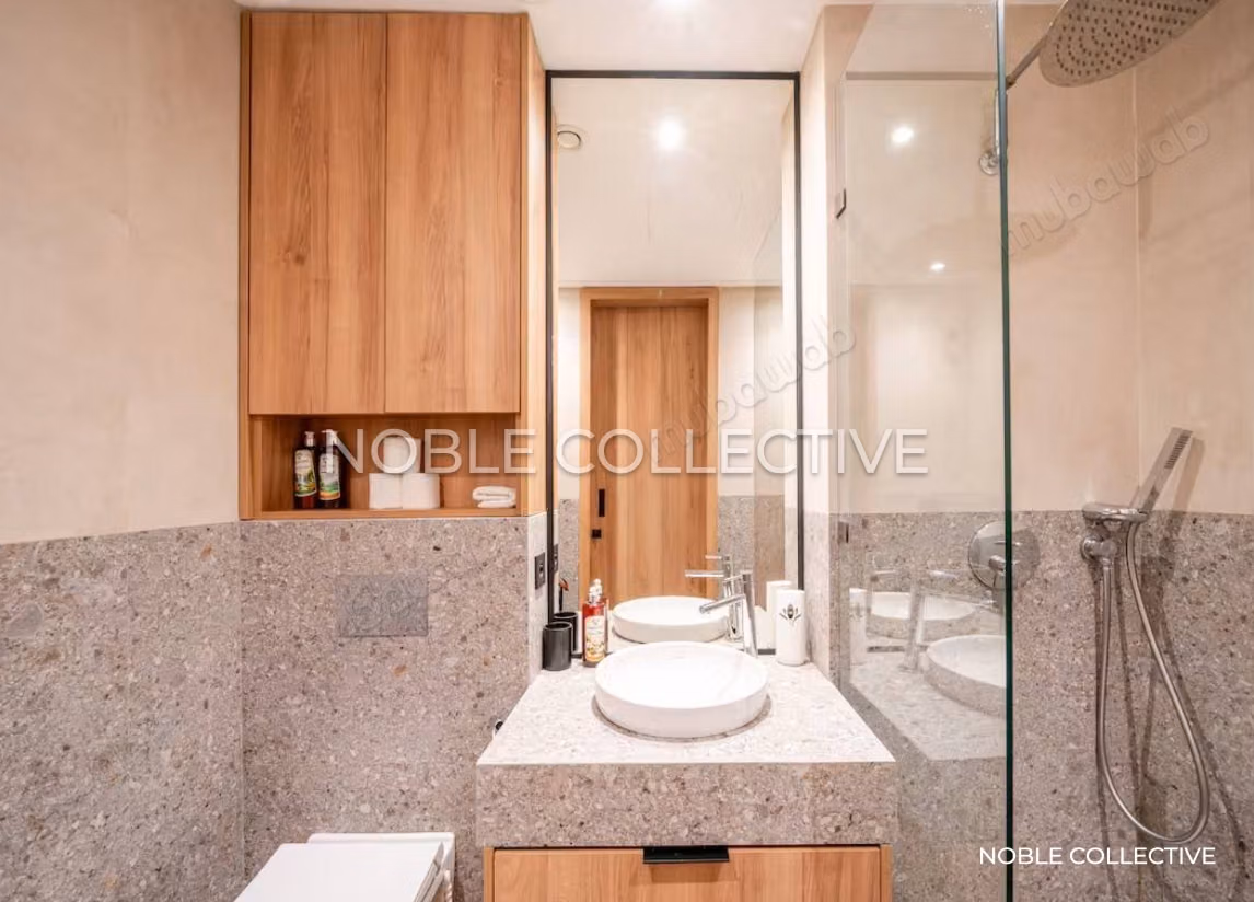 Studio for sale in the Golden Triangle - Claridge