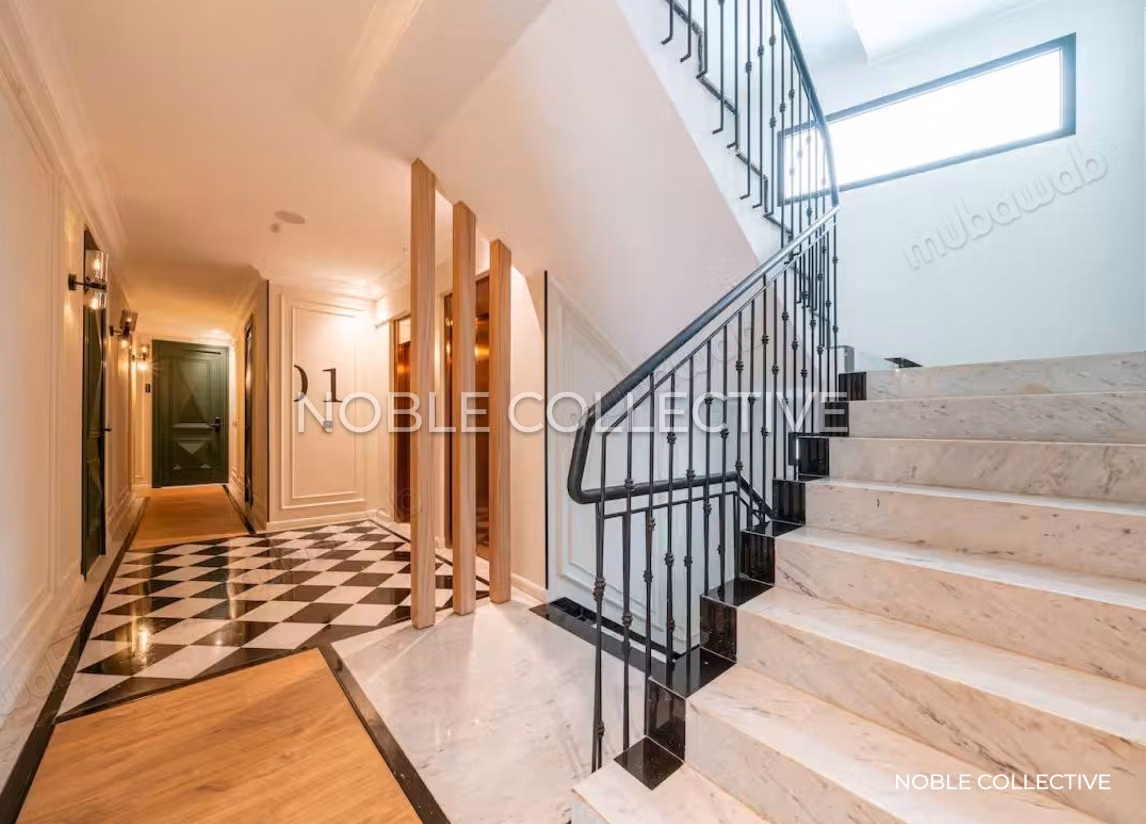 Studio for sale in the Golden Triangle - Claridge
