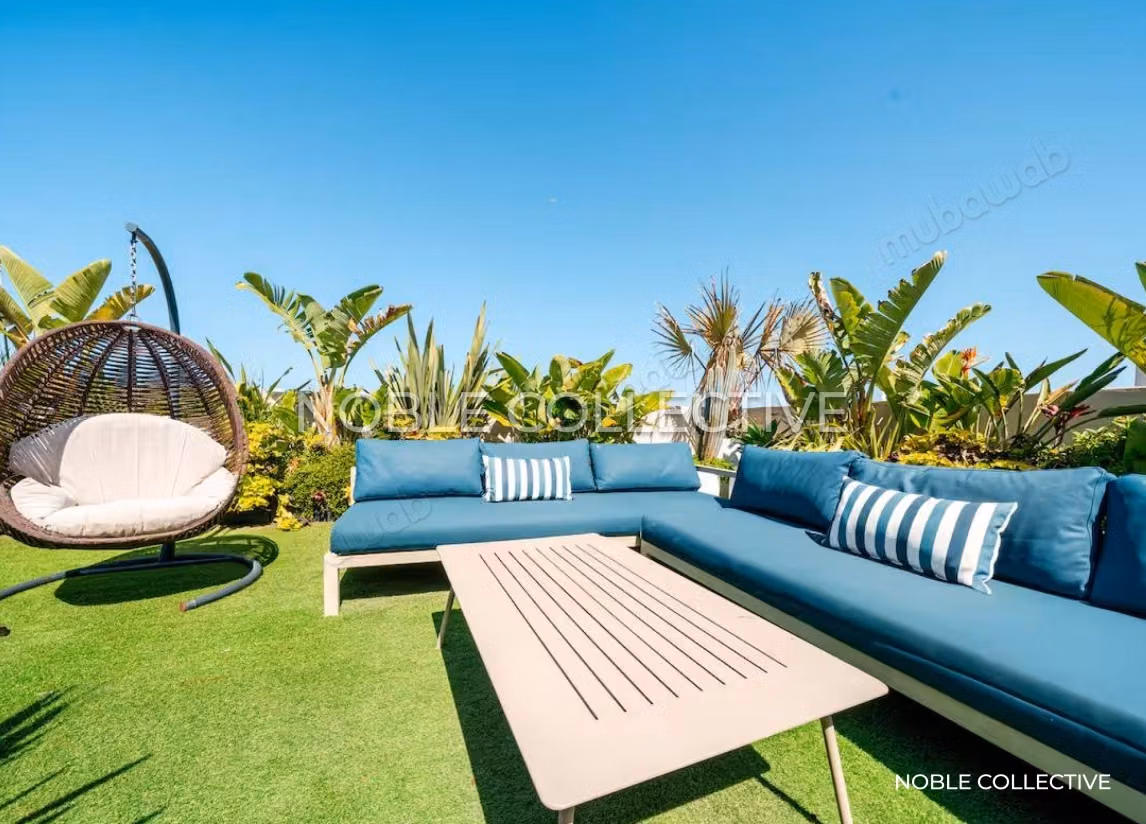 Studio for sale in the Golden Triangle - Claridge