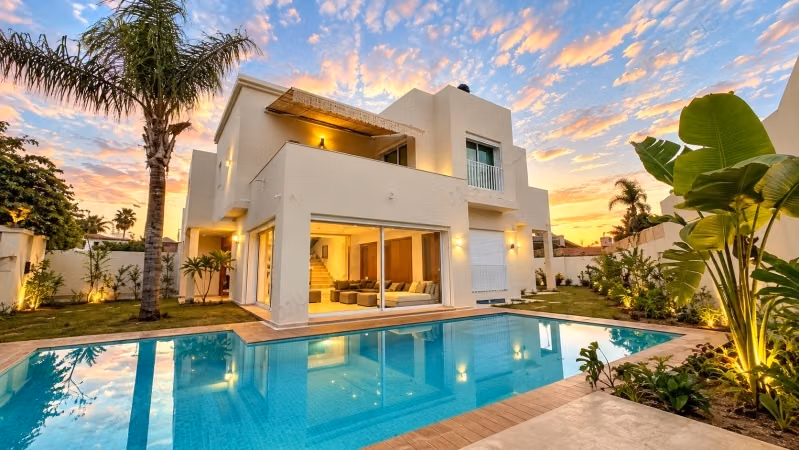 Villa avec piscine à louer – Harhoura