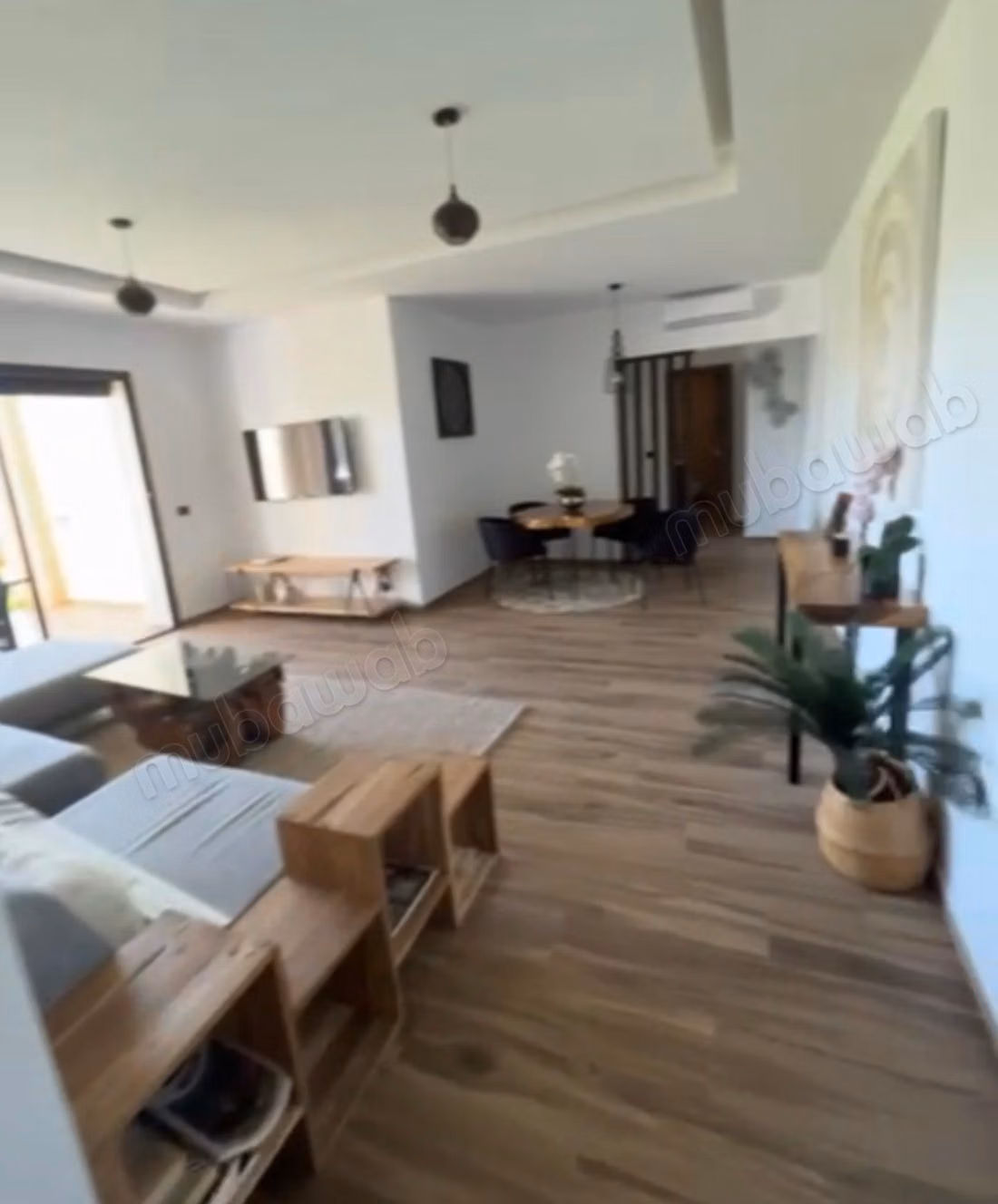 Empty garden apartment for rent in Dar Bouazza. 2 pleasant rooms.