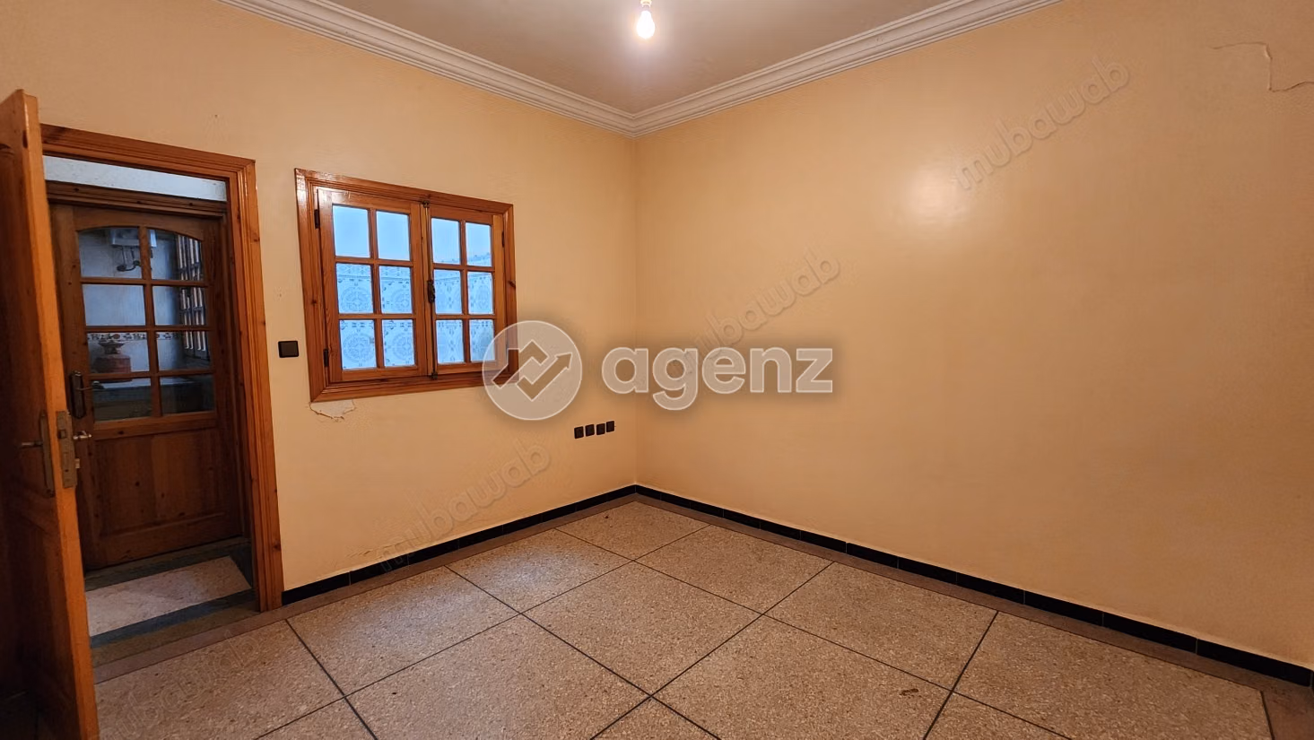 Maison à vendre 90 m², 5 chambres 
Dechira Inezgane 
Ait Melloul