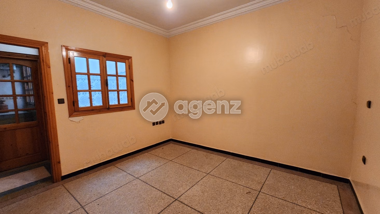 Maison à vendre 90 m², 5 chambres 
Dechira Inezgane 
Ait Melloul