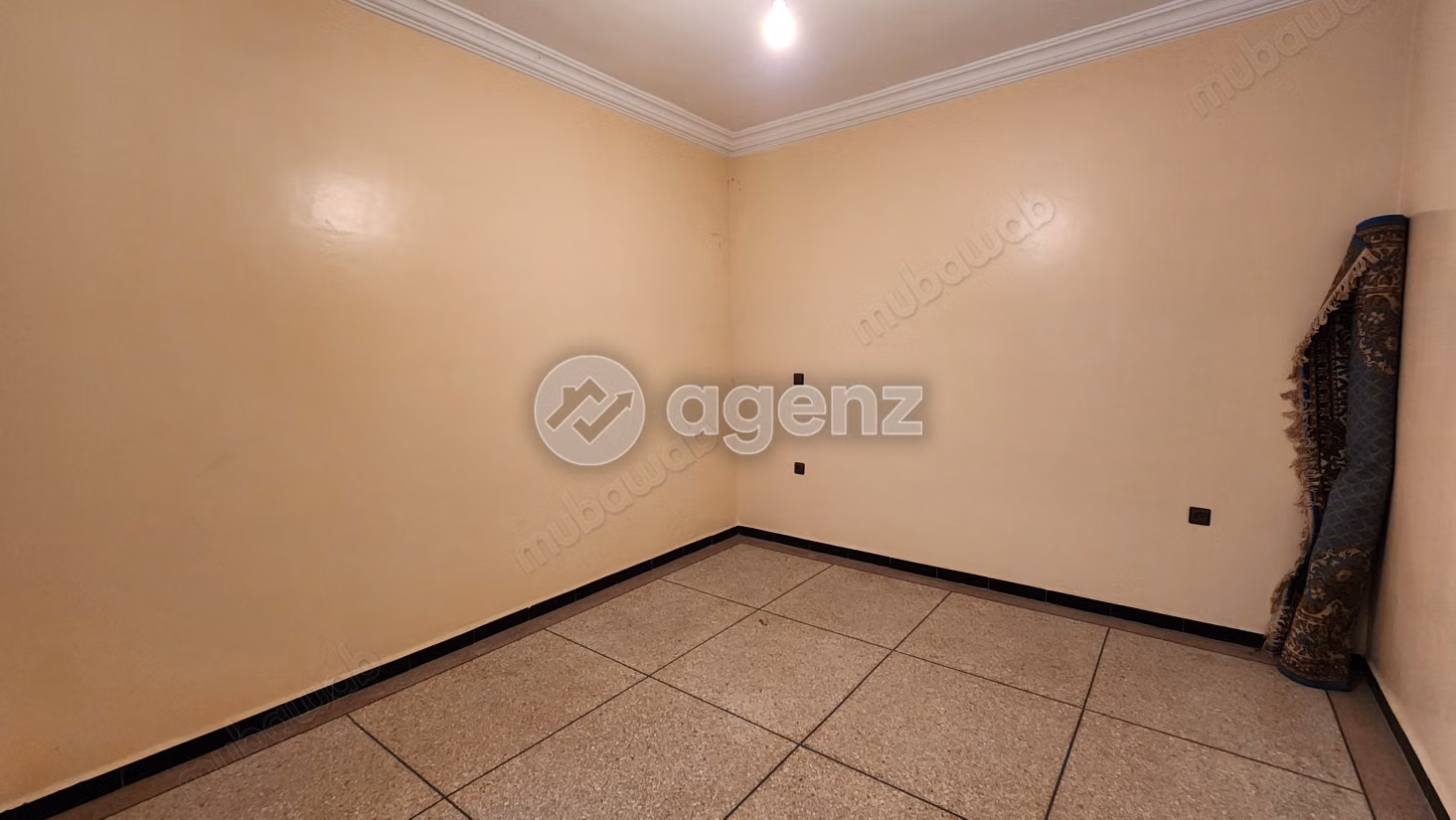 Maison à vendre 90 m², 5 chambres 
Dechira Inezgane 
Ait Melloul