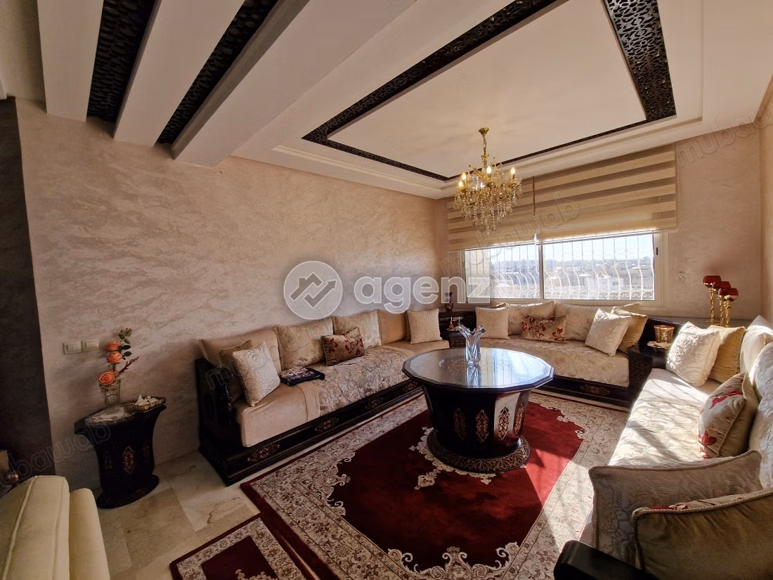 Appartement à vendre 119 m², 3 chambres 
Route immouzer 
Fès
