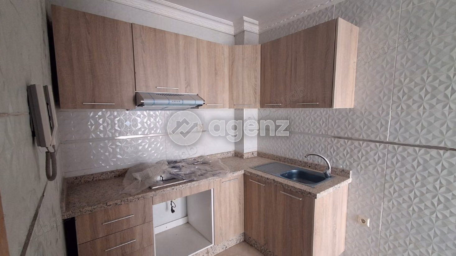 Bureau à louer 83 m² 
Anassi Casablanca