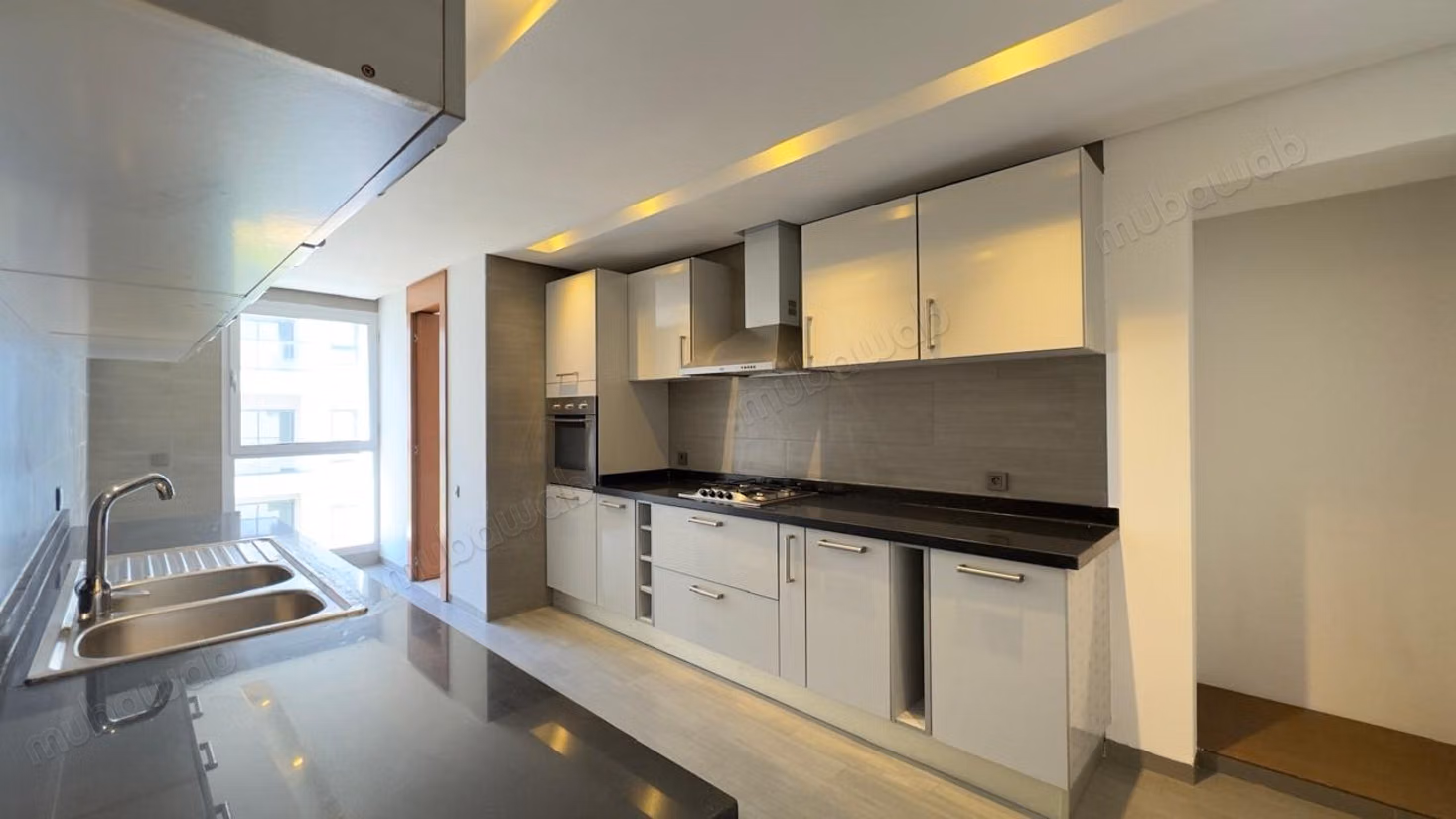 Prestigious apartment with sea view in Ain Diab