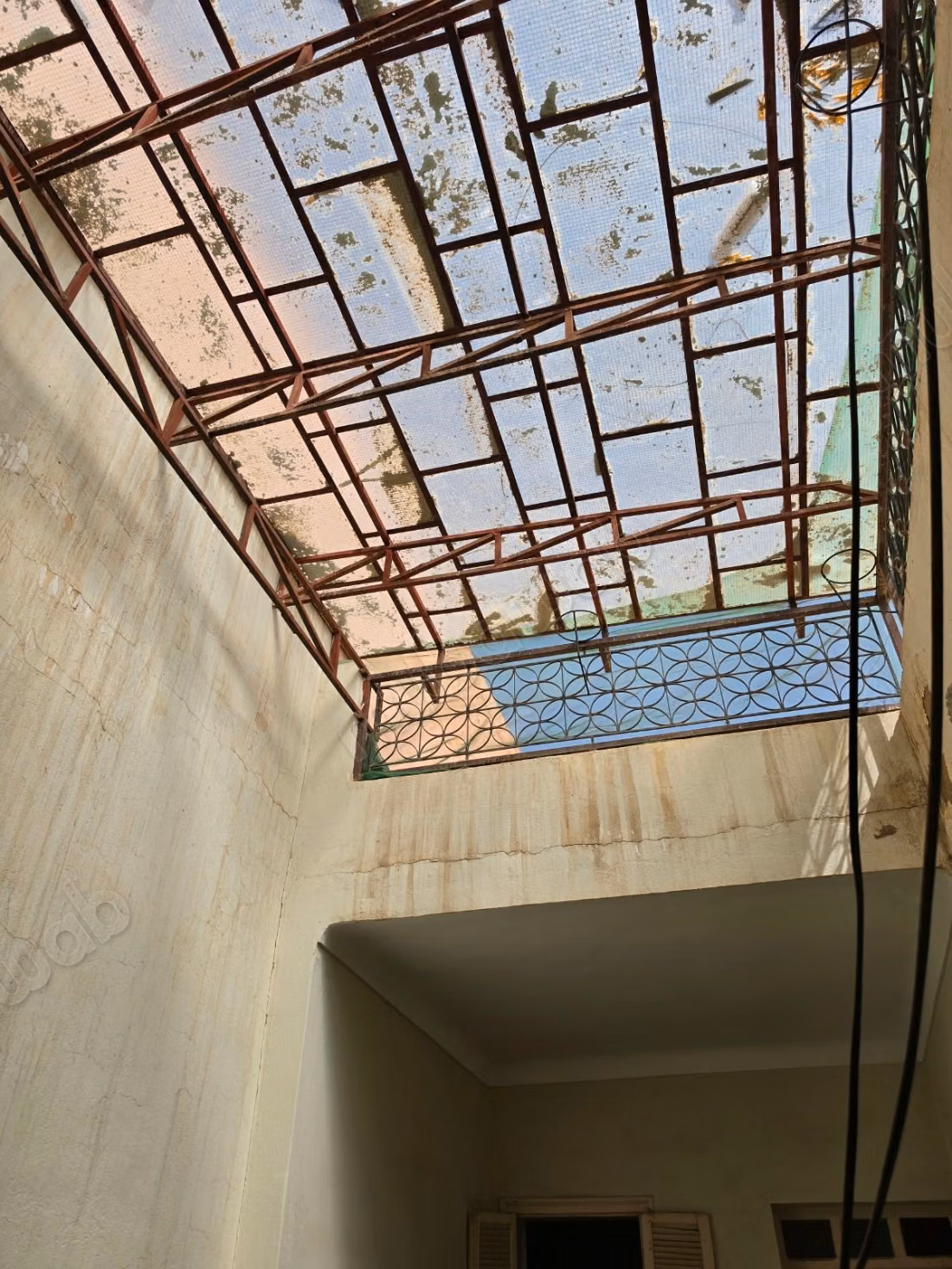 Riad top location title