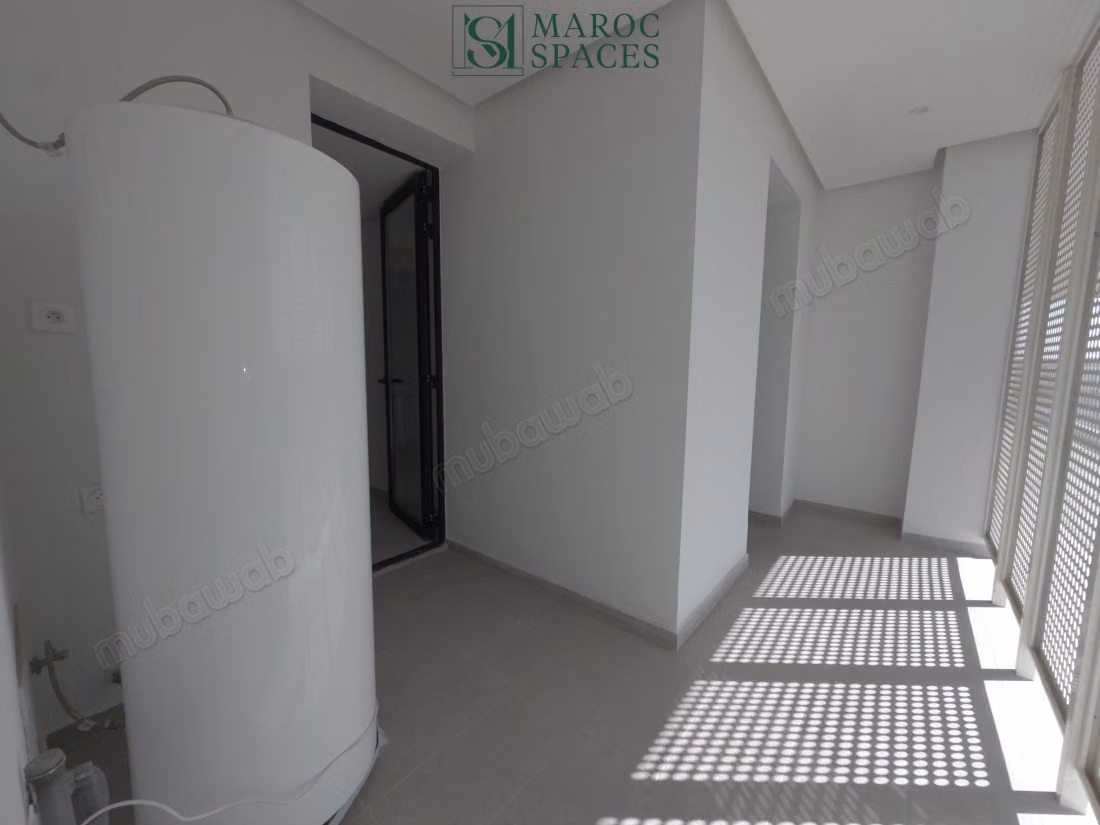Brand new, 4 bedrooms, panoramic view of CFC