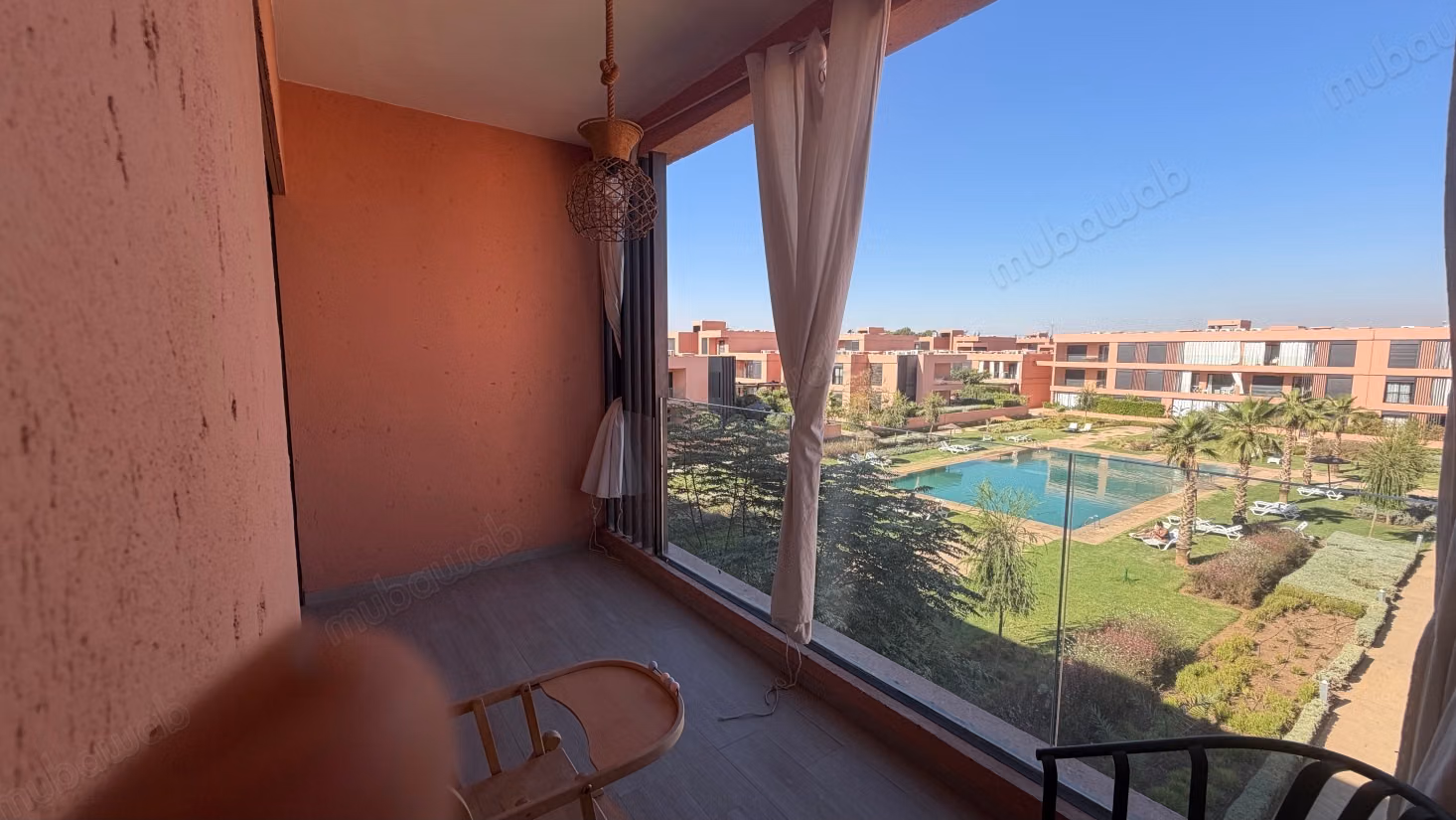 Vente d'un bel appartement à Tahannaout. 2 belles chambres. Meublé