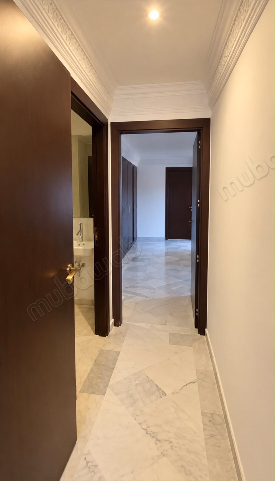 Location 3 chbres vide hivernage 200 M2
