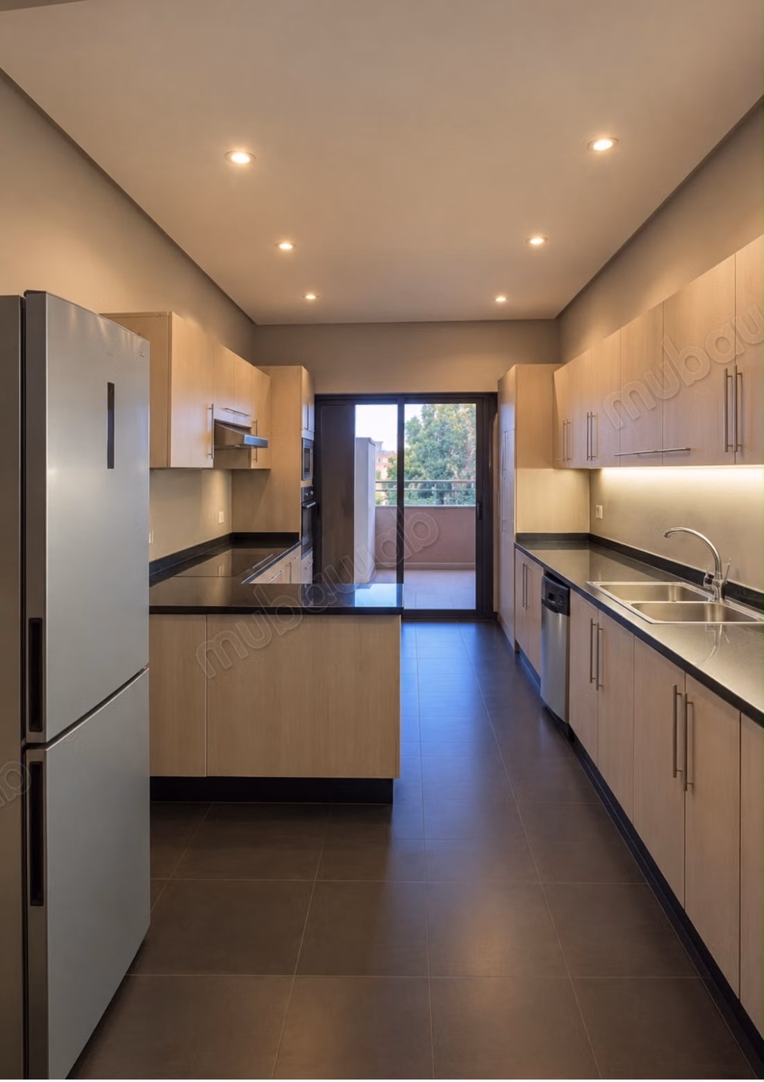 Location 3 chbres vide hivernage 200 M2