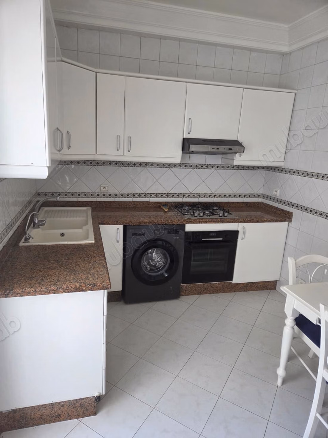 Appartement meublé en face de l'école Gauthier