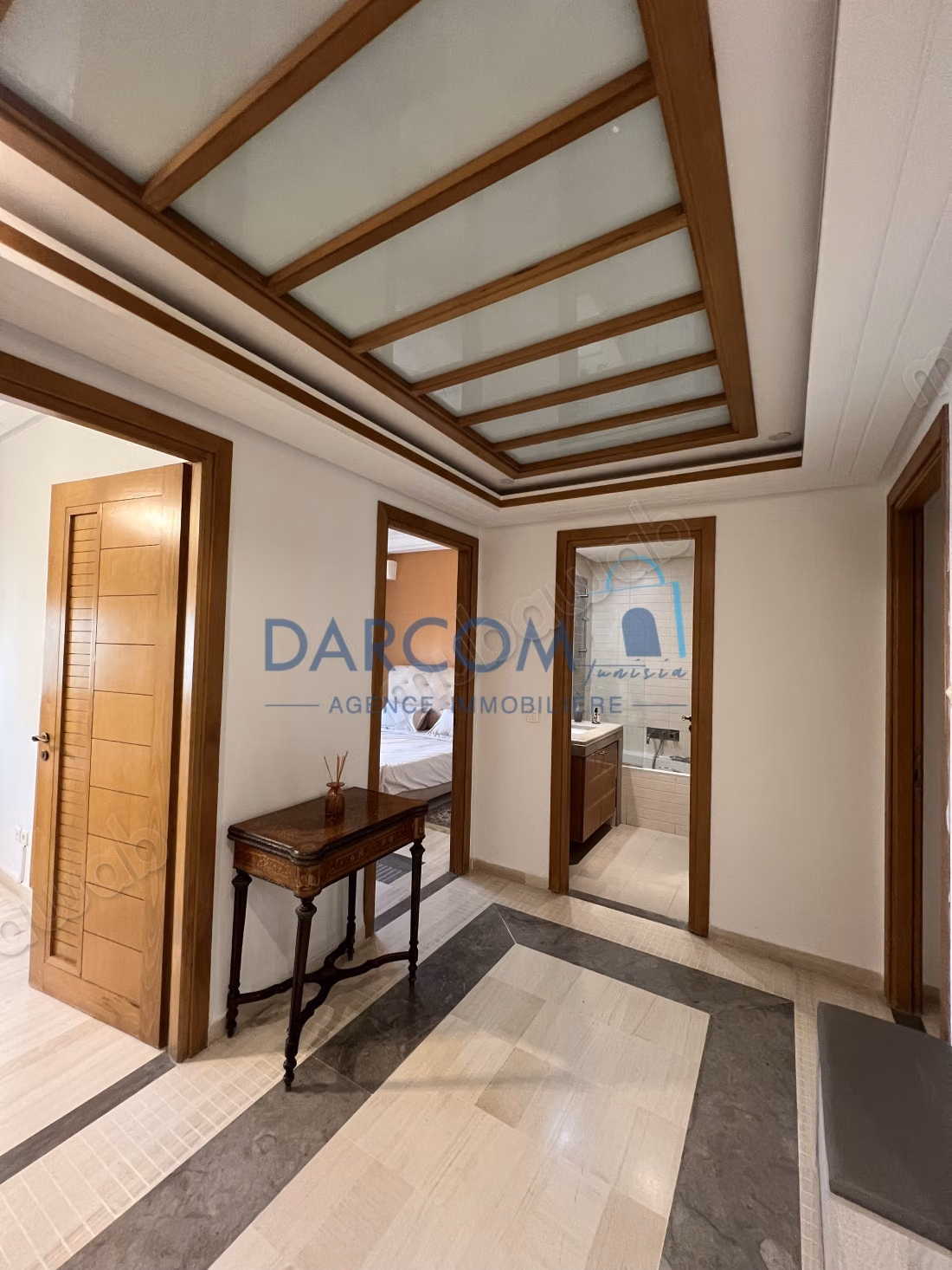 Furnished apartment in Lake 2