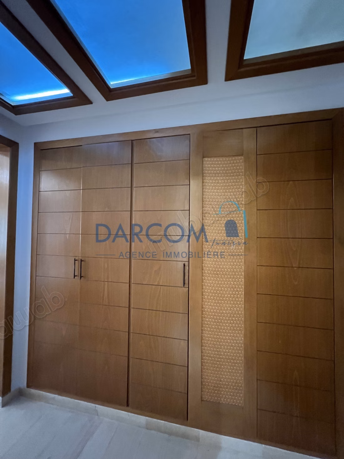Furnished apartment in Lake 2