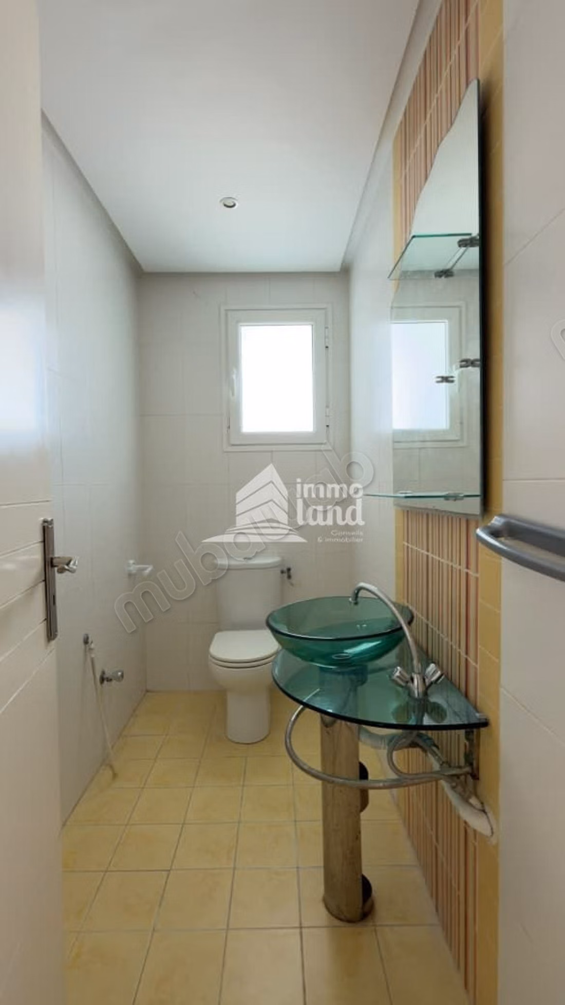 Appartement s3 avec terrasse de 145m2 à cité Ennasr