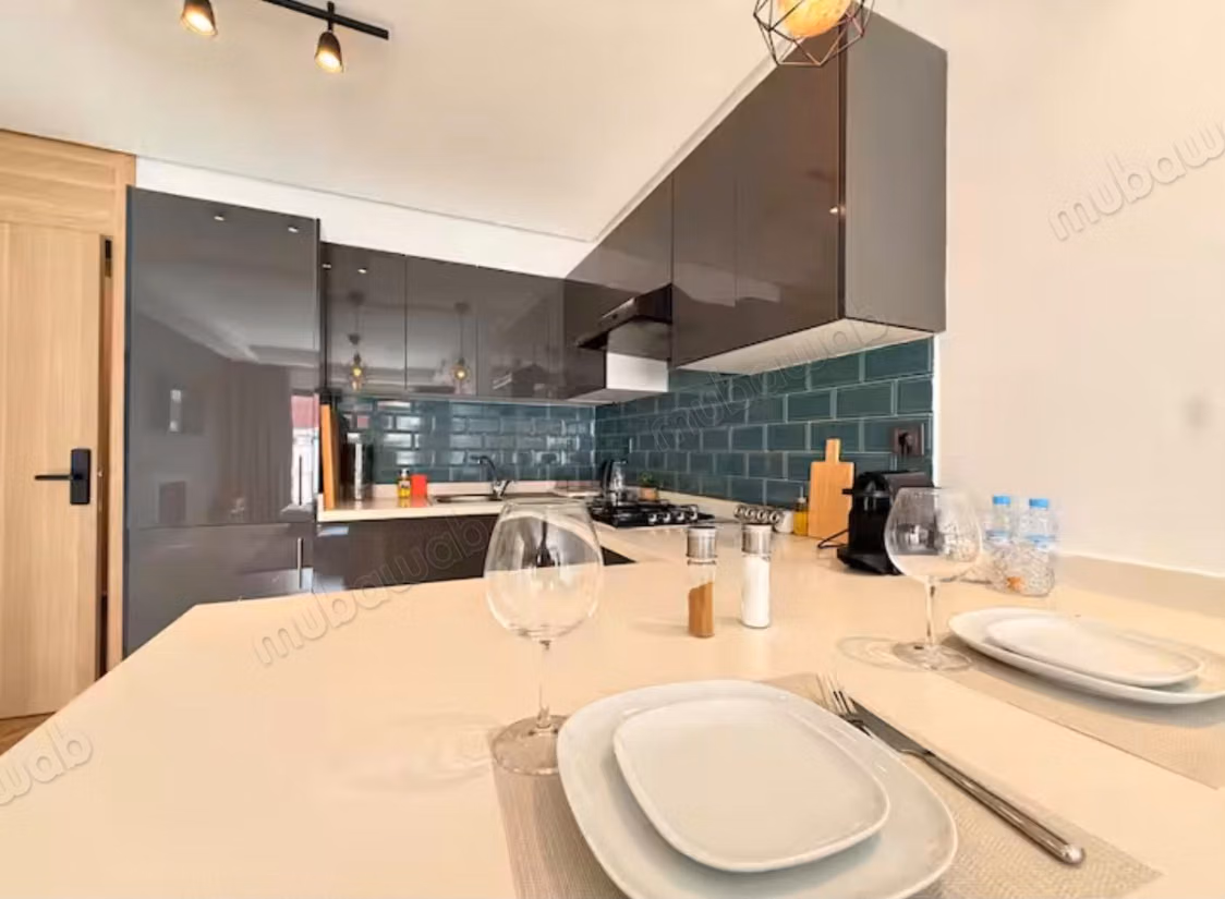 Gemeubileerd appartement in CIL nabij restaurant 7ème ciel