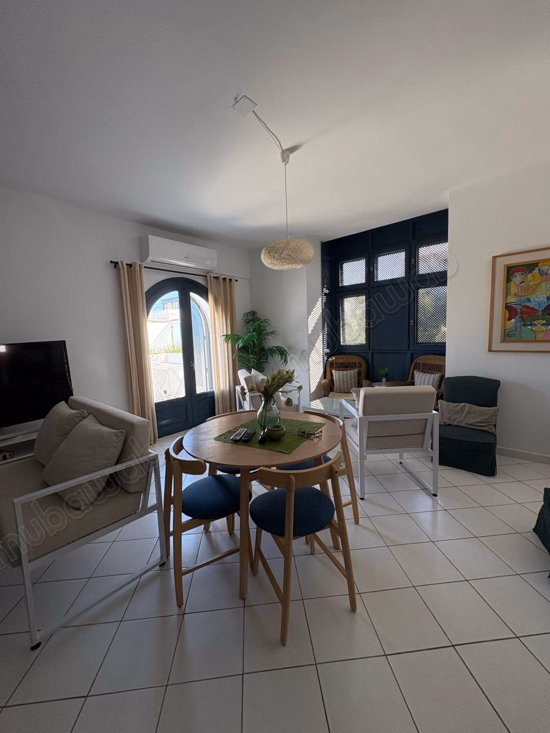 Duplex en location à Gammarth Supérieur. 2 belles chambres. Meublé