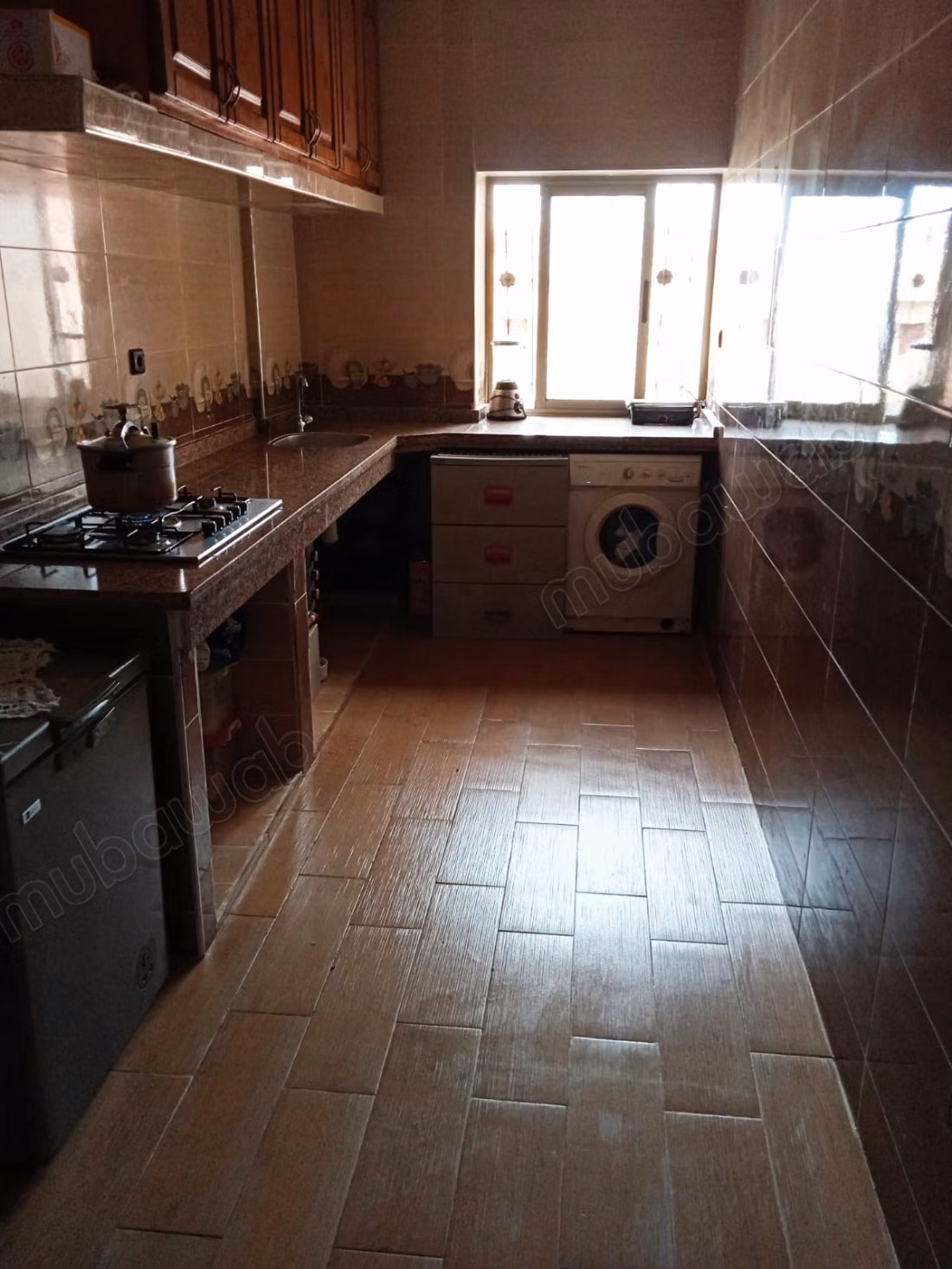 Bel appartement à vendre à Aïn Harrouda. 
2 chambres. 
Résidence sécurisée