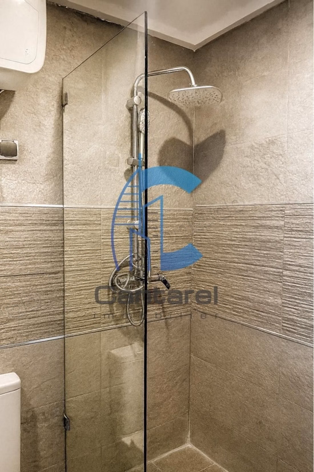 Superbe studio meuble à la vente cil