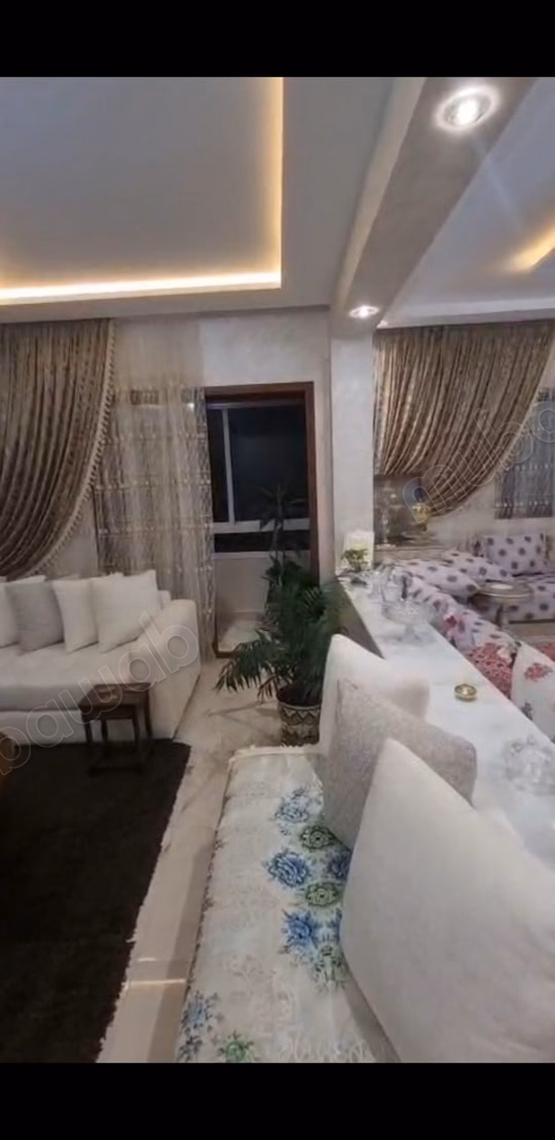 Appartement 140 m² Sahat Medina 
Centre ville 
3 ch