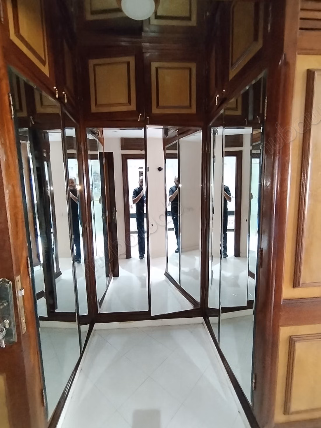 Appartamento arredato di 300 m² in affitto a Hay Riad