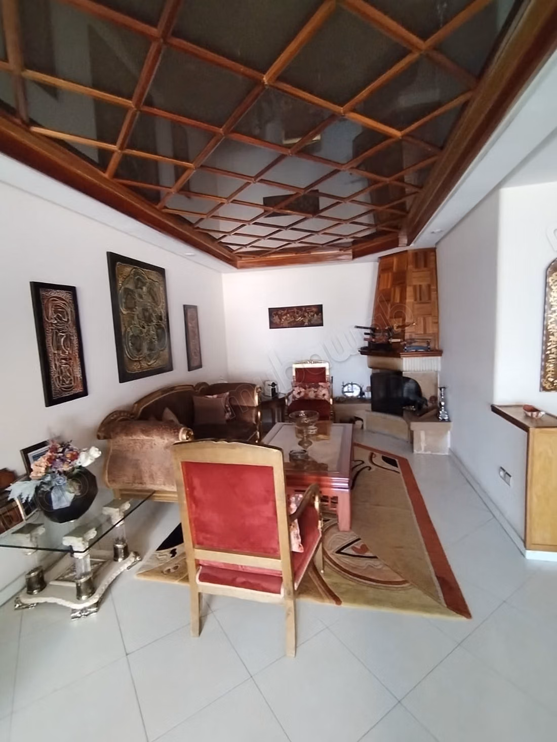 Appartamento arredato di 300 m² in affitto a Hay Riad