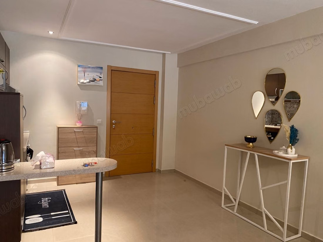 Elegante Moderne Studio met Balkon en Airconditioning