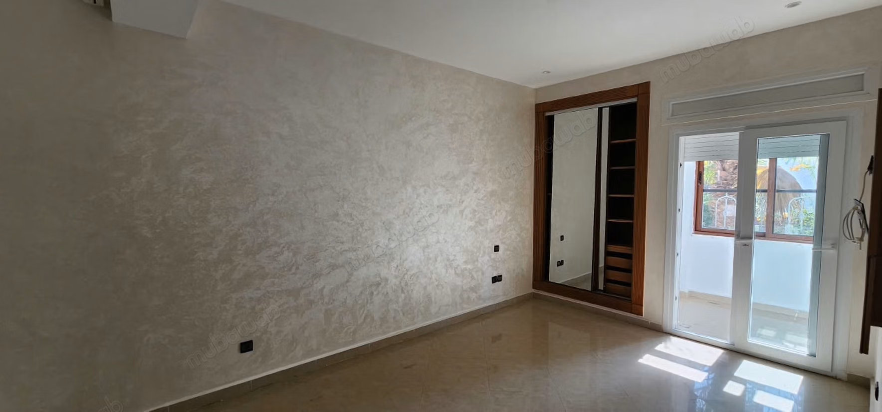 Spacieux appartement non meublé