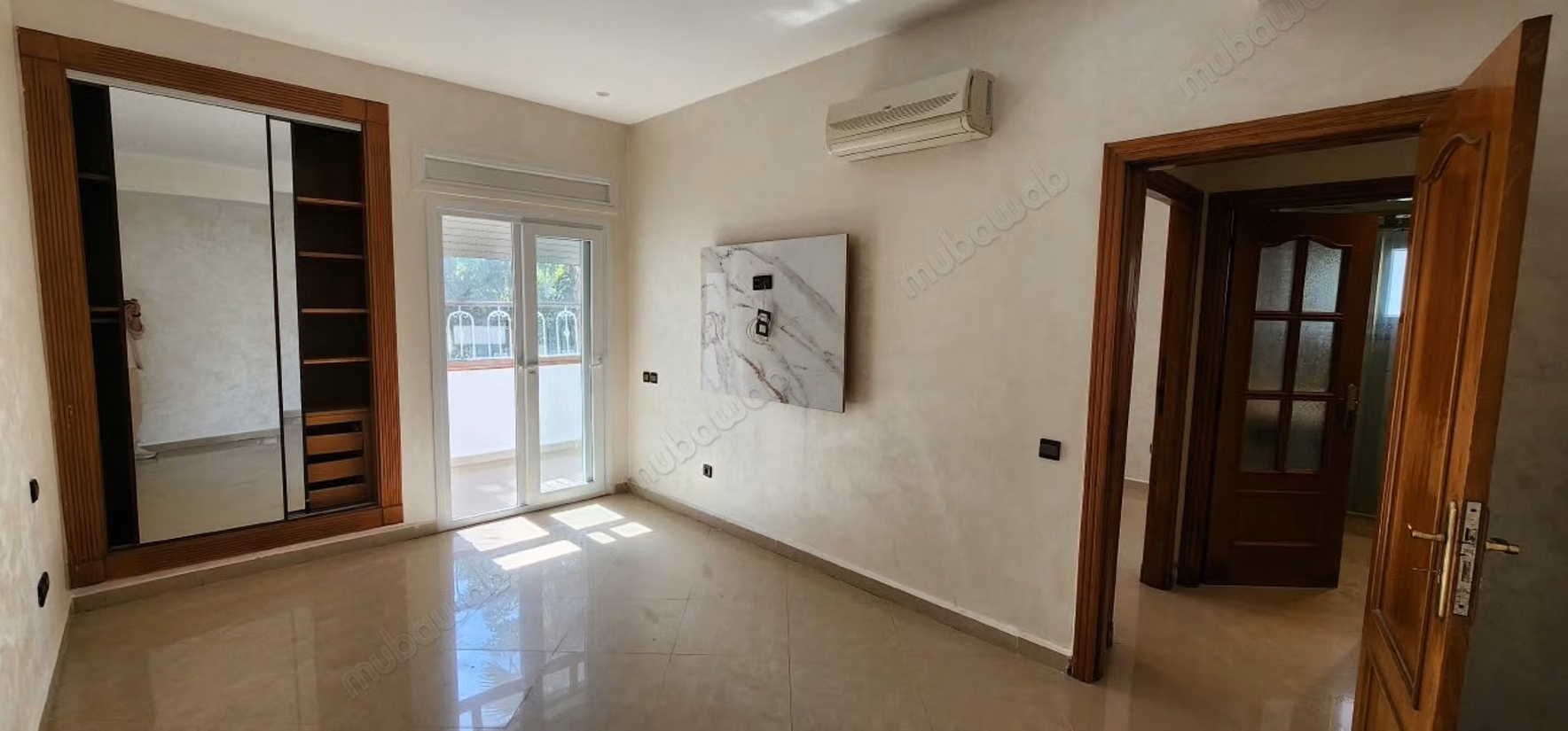 Spacieux appartement non meublé