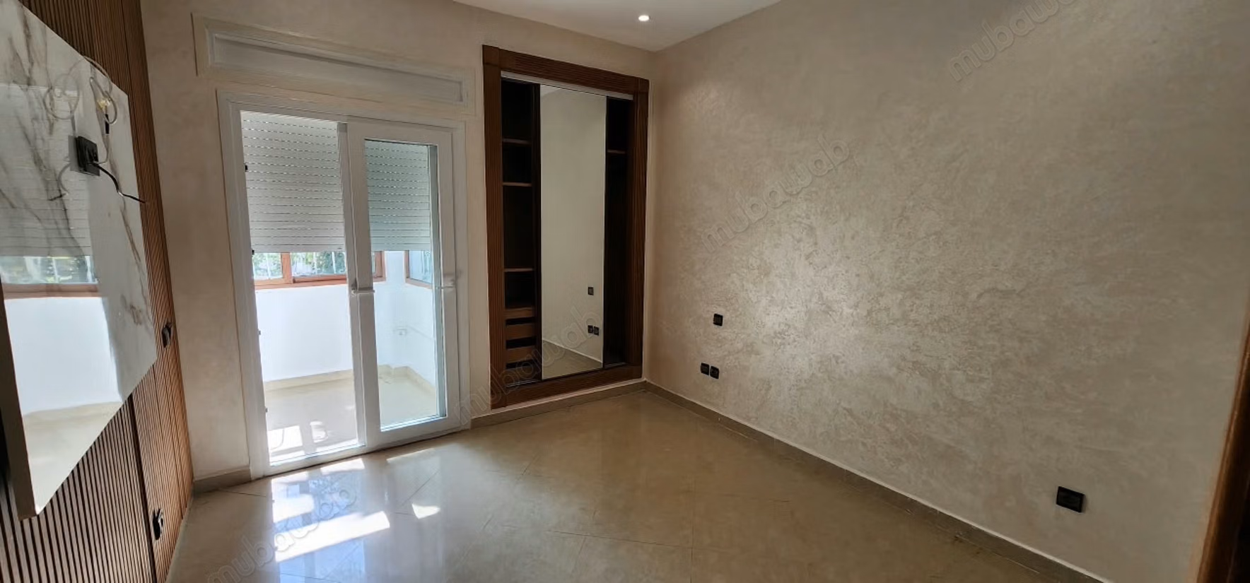 Spacieux appartement non meublé
