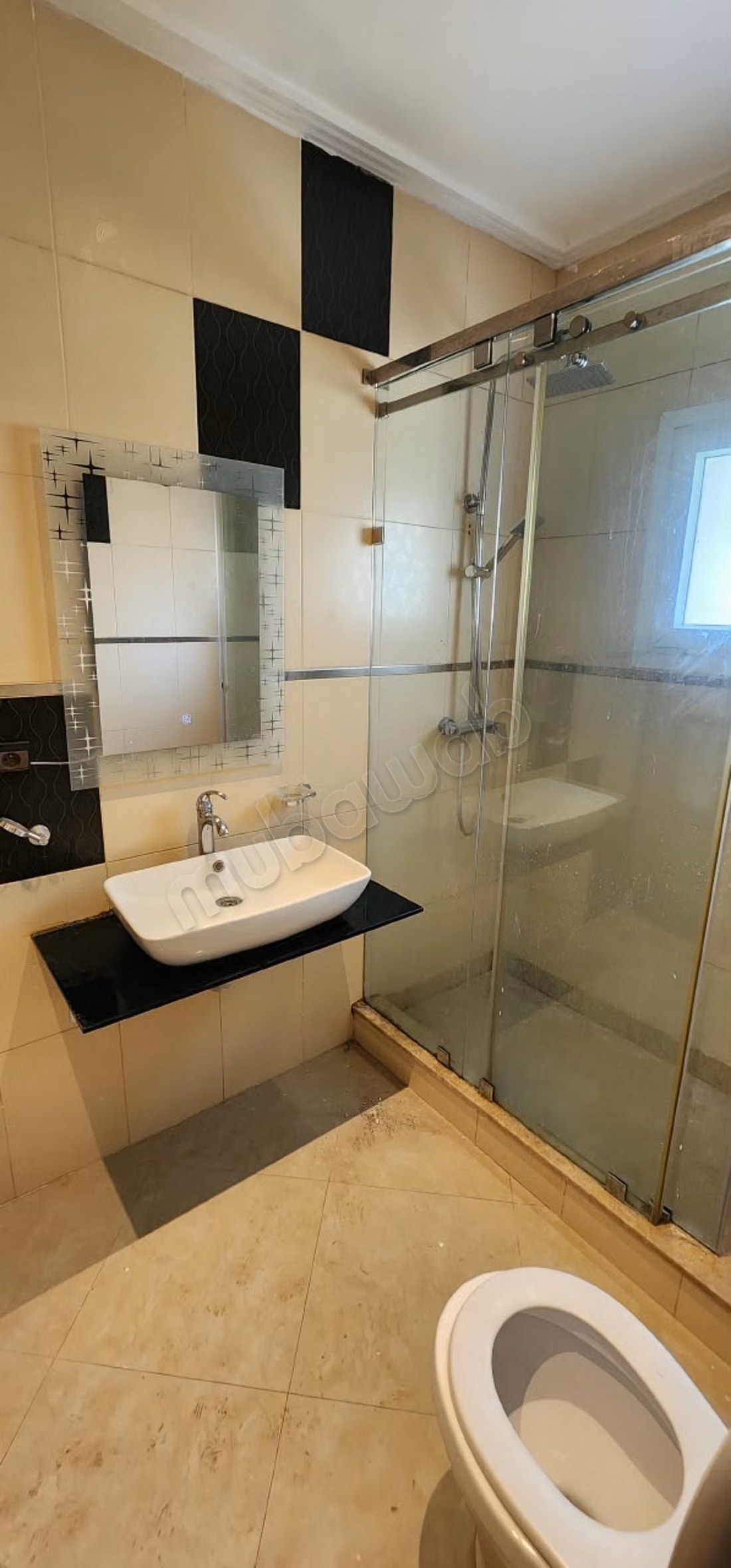 Spacieux appartement non meublé