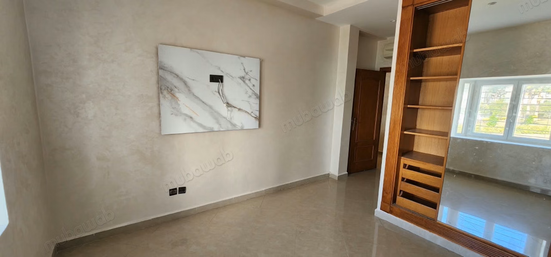 Spacieux appartement non meublé