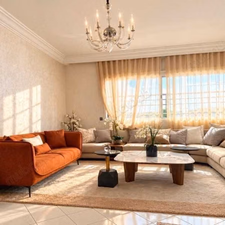Appartement à Vendre de 151.0 m² à Casablanca, Gauthier