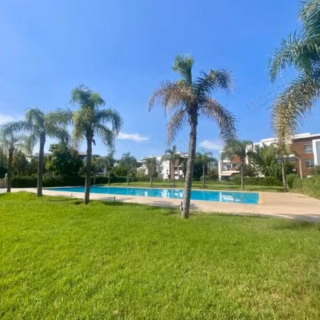 Appartement à Vendre de 137.0 m² à Bouskoura, Ville Verte