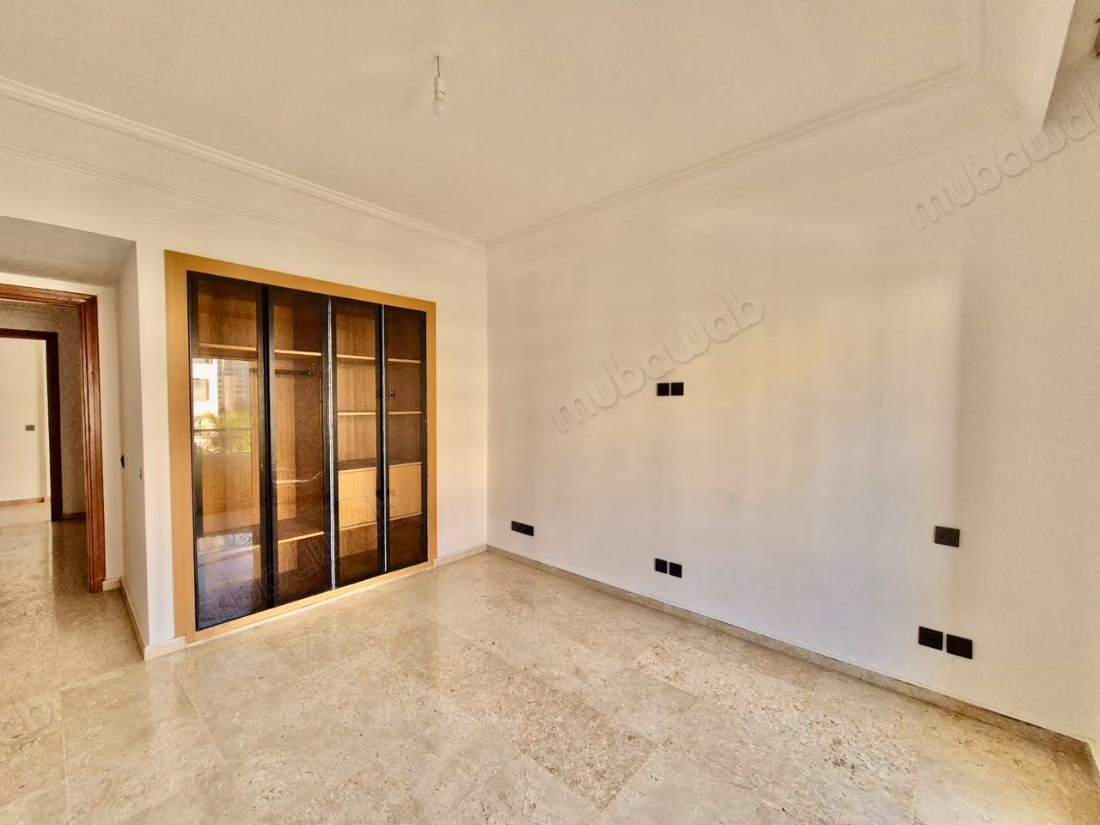 Appartement Vide Racine Extension