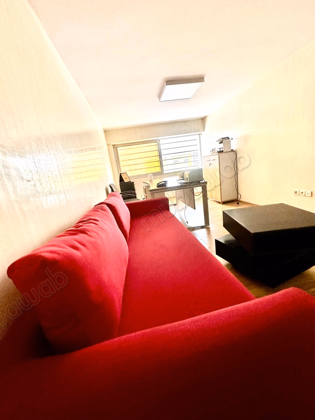 Bourgogne Office Ideal for Professional Office