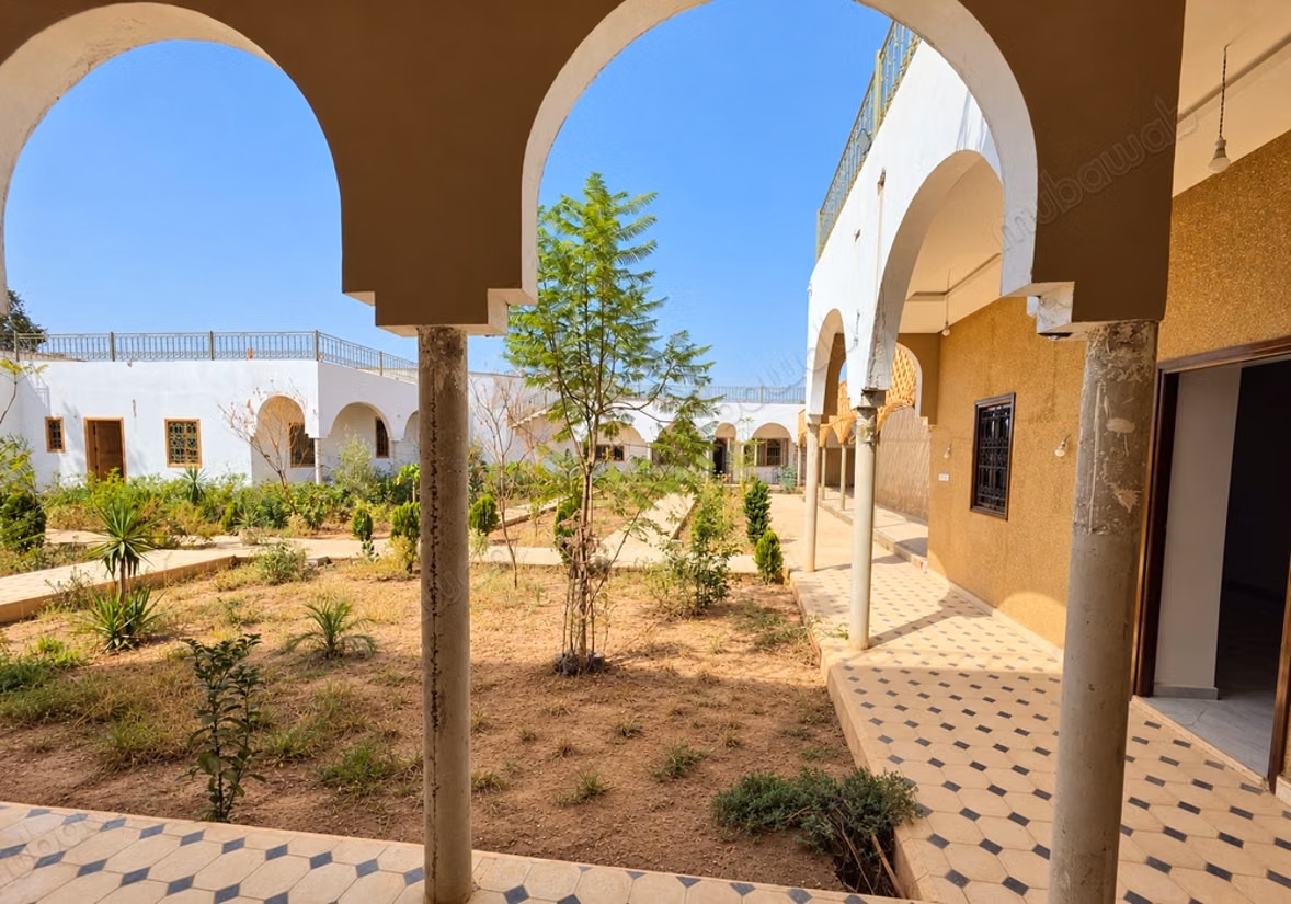 Riad beldi de 1 000 m² avec Ggrand jardin