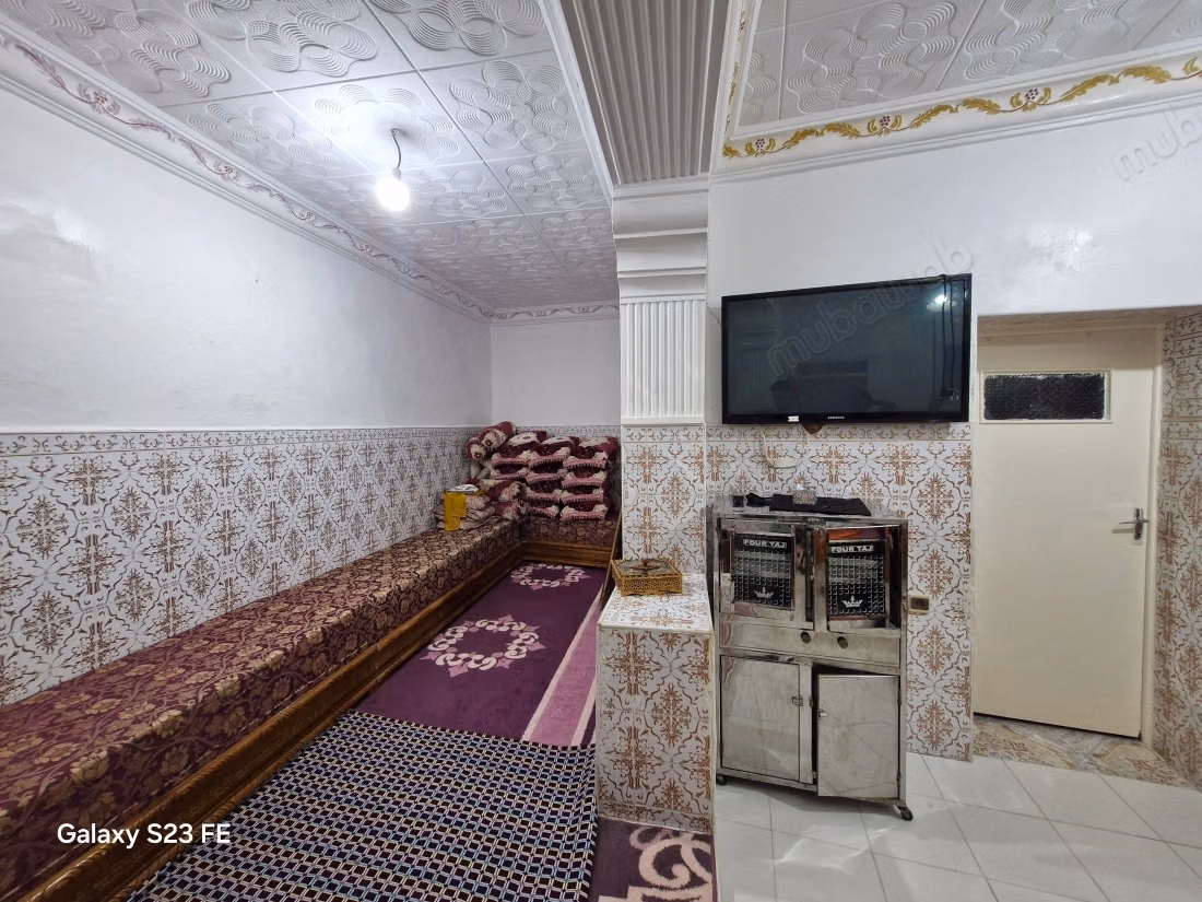 Très beau riad à vendre à Médina.
Surface de 250 m².
Vue sur mer