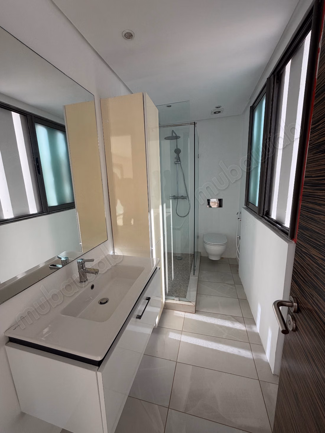 Très grand Rez de jardin 5 chambres