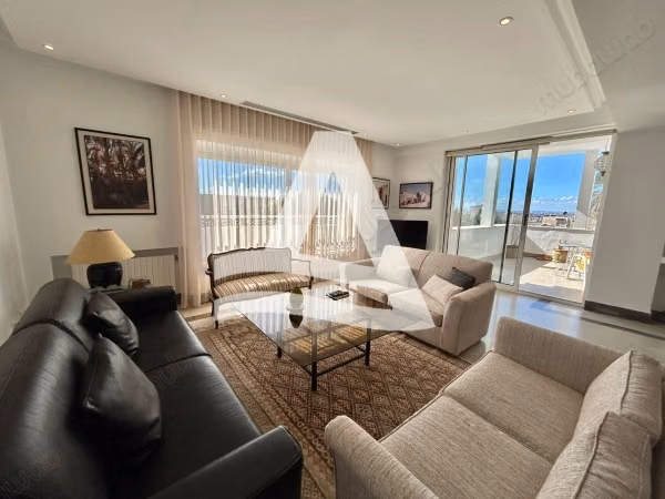 À louer S3 meublé avec terrasse proche de la mer