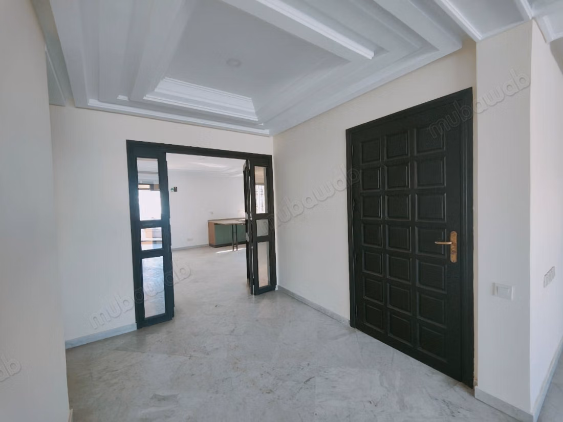 Gauthier: rare apartment with rooftop