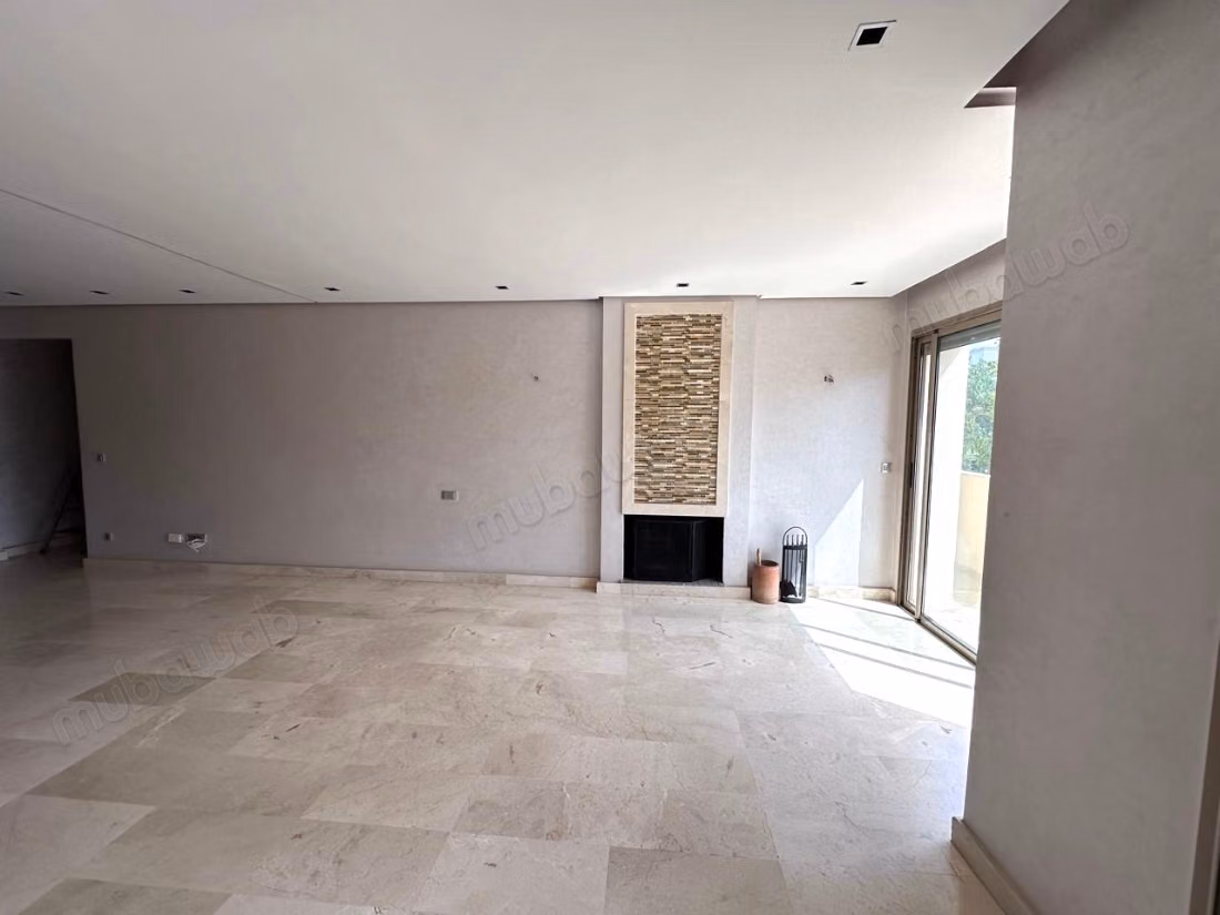 Appartement vide Bouskoura Ville verte