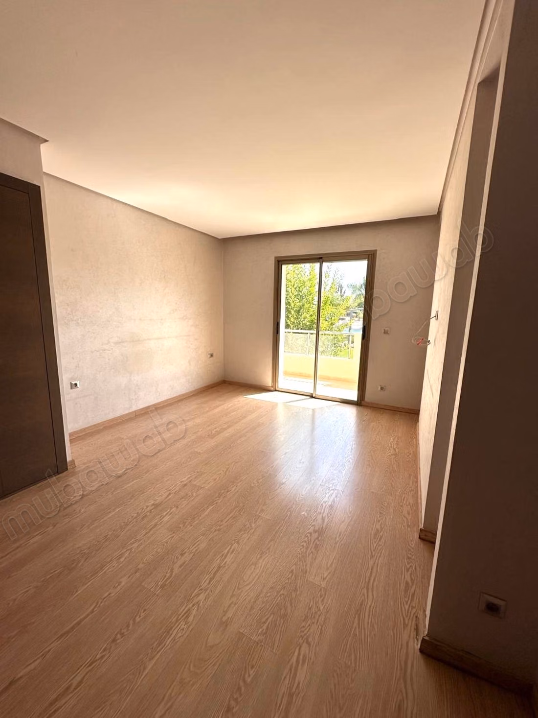 Appartement vide Bouskoura Ville verte