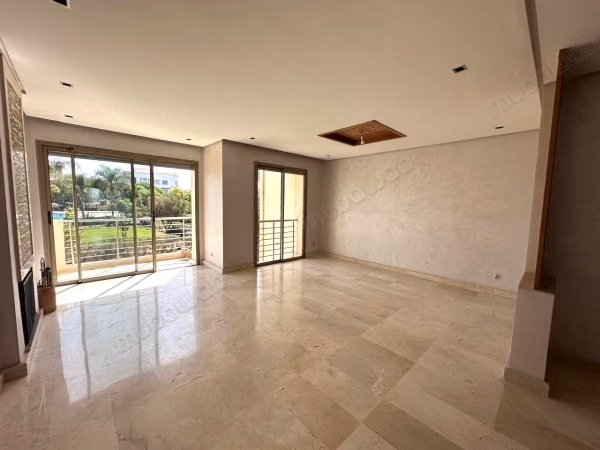 Appartement vide Bouskoura Ville verte
