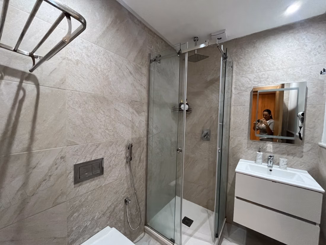 Bel appartement meublé à coté d'hôtel ibis